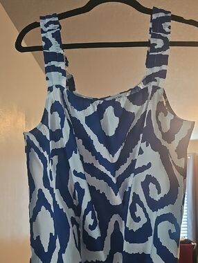 Blue Patterned Sleeveless Women’s Top Sz L